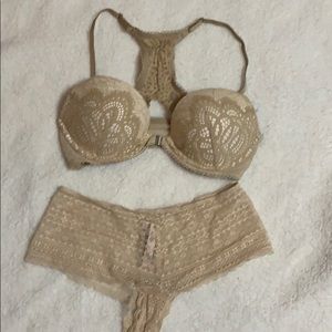 VS Dream Angles Push Up 32 D matching panty S
